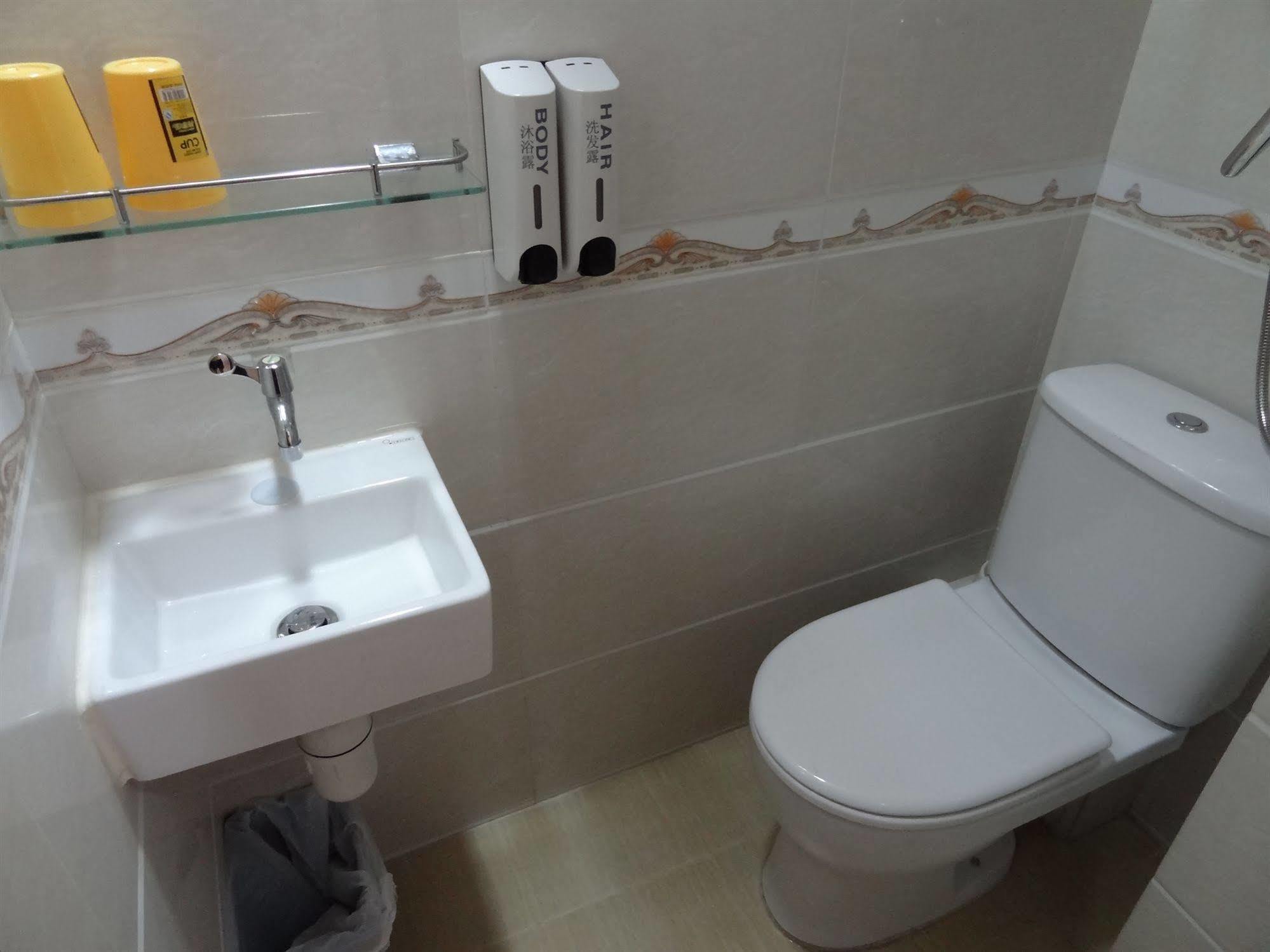Tai Wah Hostel Hongkong Eksteriør billede